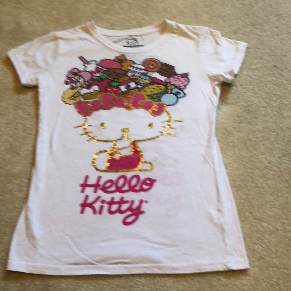 Sanrio Hello Kitty T Shirt Size Small